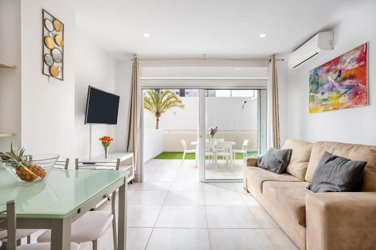 Family Home Near Ocean Los Cristianos Lovetenerife 아로나